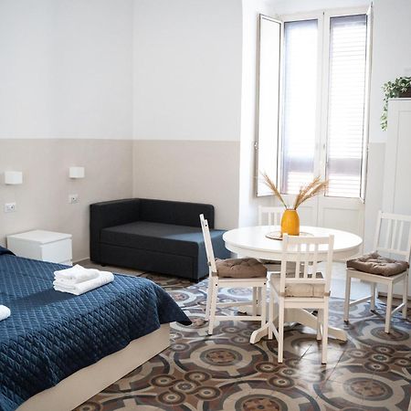 Principe Amedeo 93 Bed & Breakfast Bari Exterior foto