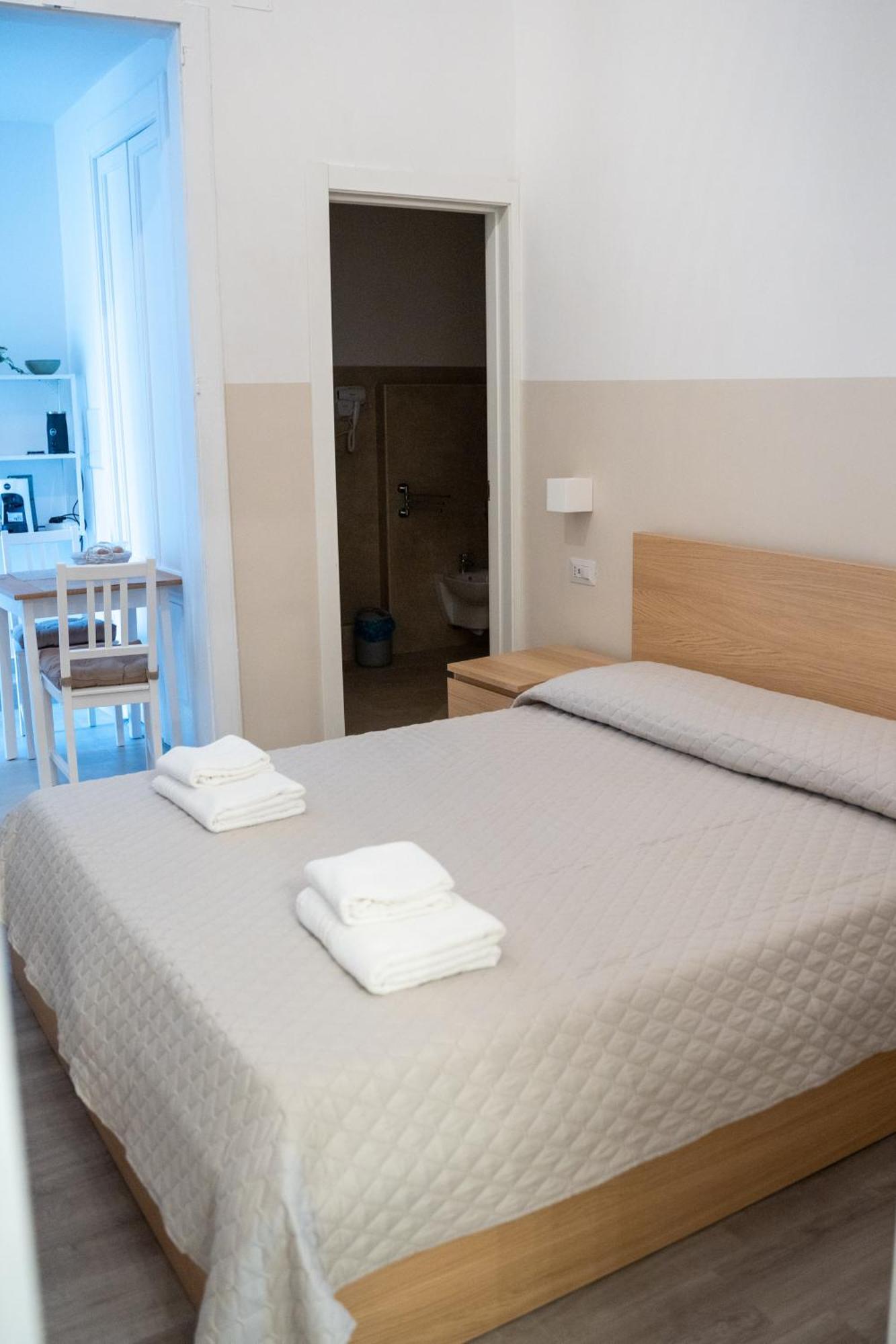 Principe Amedeo 93 Bed & Breakfast Bari Exterior foto