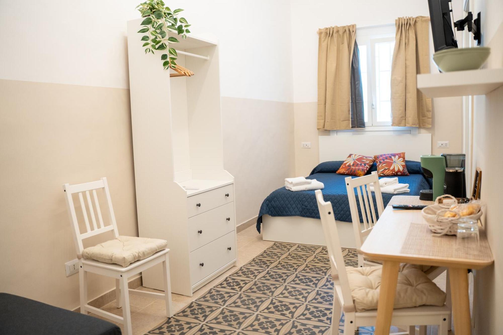Principe Amedeo 93 Bed & Breakfast Bari Exterior foto